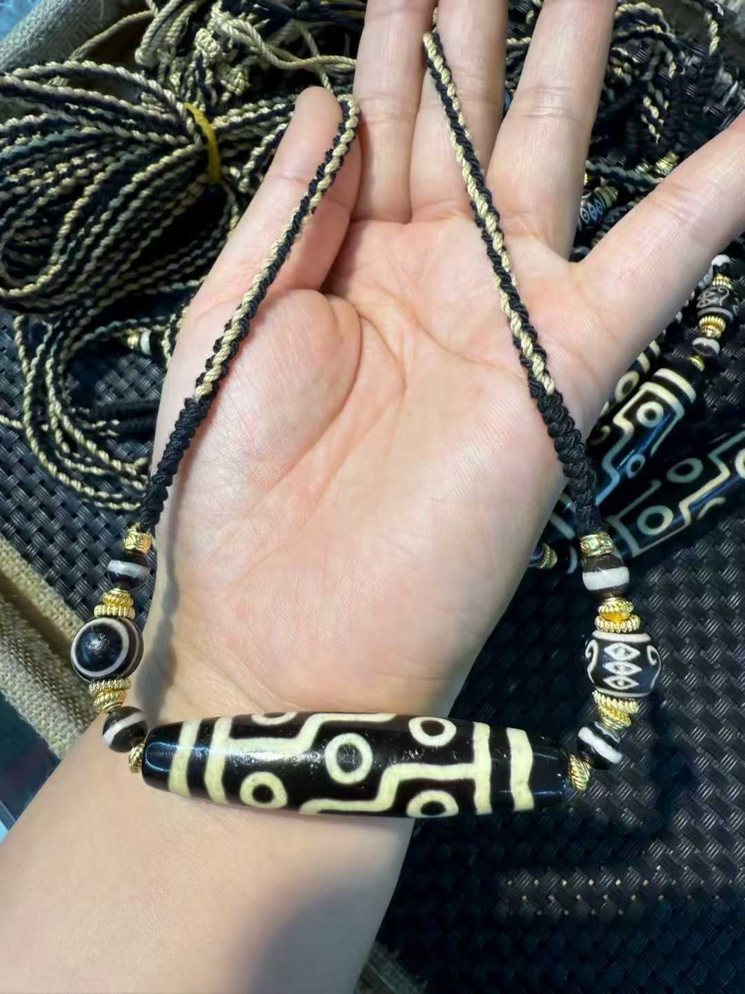 Ethnic Fashion Designer - 10pcs/lot 9 Eyes with invisible Dragon