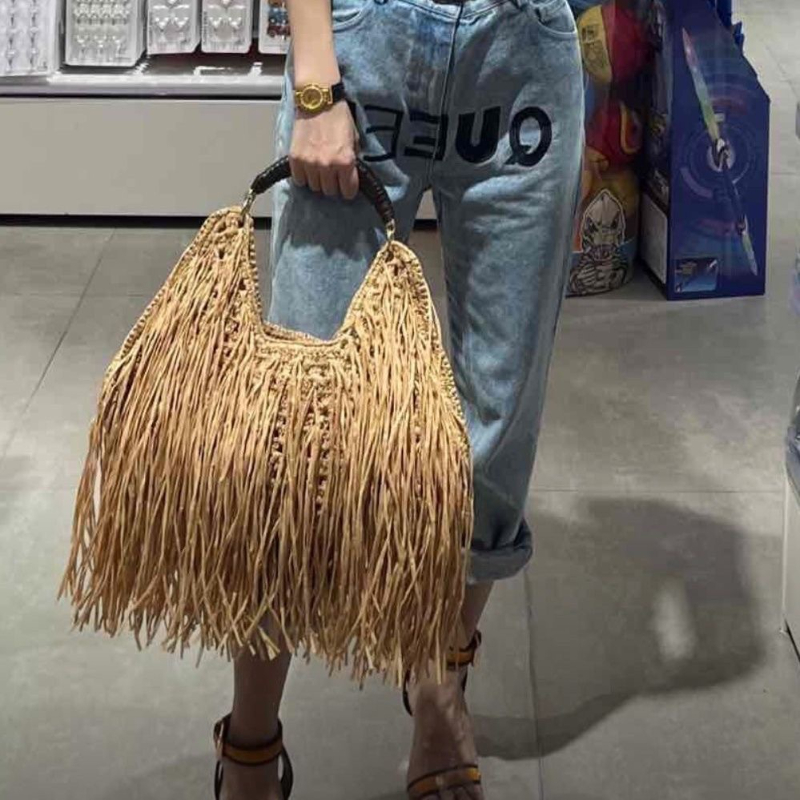 Bohemian Tassel Straw Handbag  - Ethnic Fashion Designer recension och pris