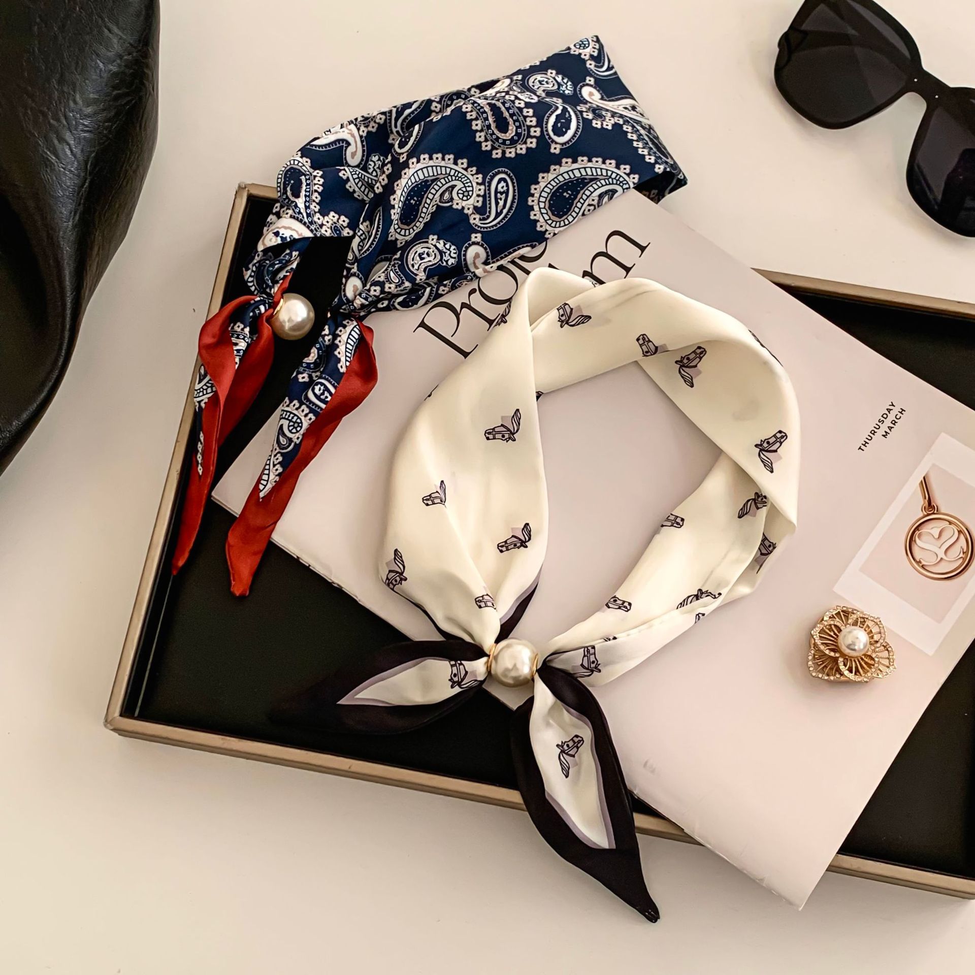 Cashew Flower Silk Scarf Effor - Ethnic Fashion Collection recension och pris