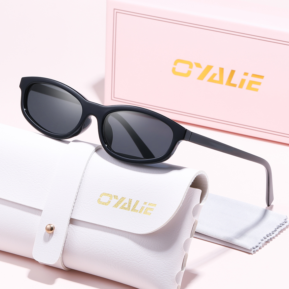 Oyalie Fashionable Oval Frame  - Ethnic Fashion Walk recension och pris